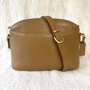 Vintage Coach Madison Regis Crossbody Bag | Light Tan Leather, Made in‎ Italy
